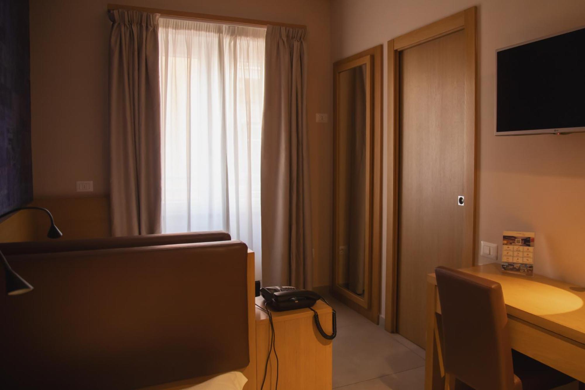Airone Hotel Neapol Zewnętrze zdjęcie